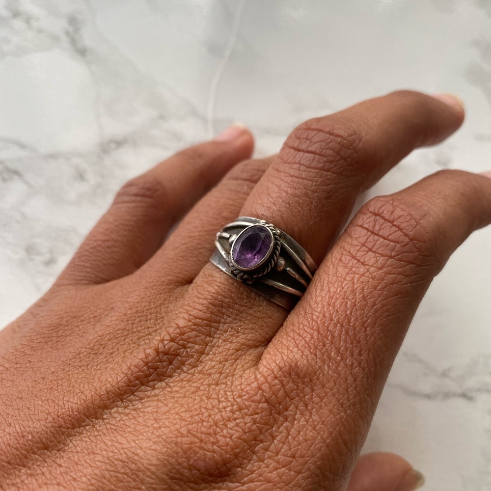Vintage amethyst sterling silver chakra ring